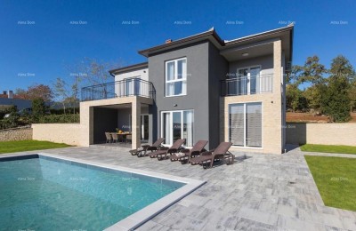 Прекрасный отдельностоящий дом с бассейном в Раши, недалеко от моря