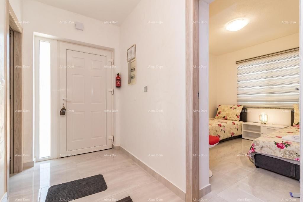 Medulin, apartment with pool. 7