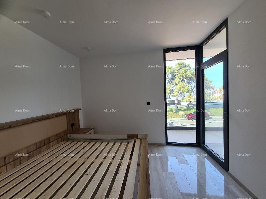 Luxury apartment in Fazana. Right next to the beach. Direct sea view. 12