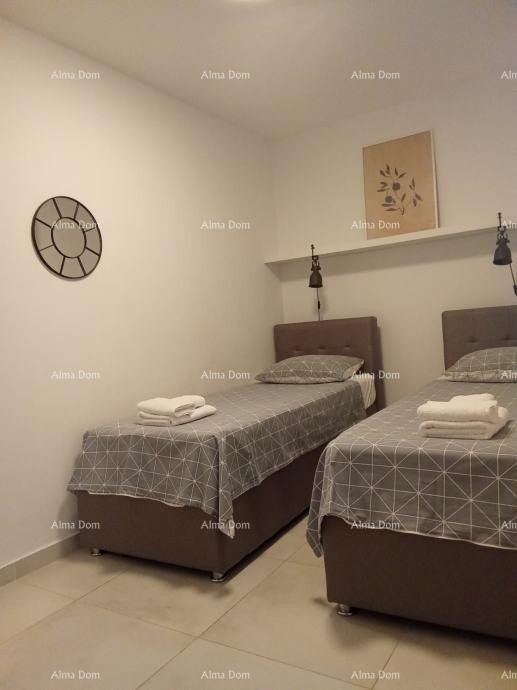 ČERVAR PORAT –  STAN, 2 SPAVAĆE SOBE, 1 MINUTA OD MORA 9