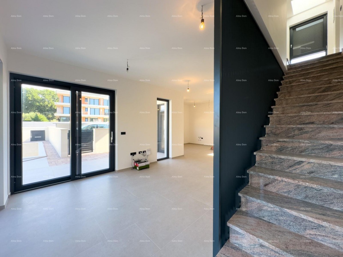 We are selling a semi-detached villa with a pool and a garage 13