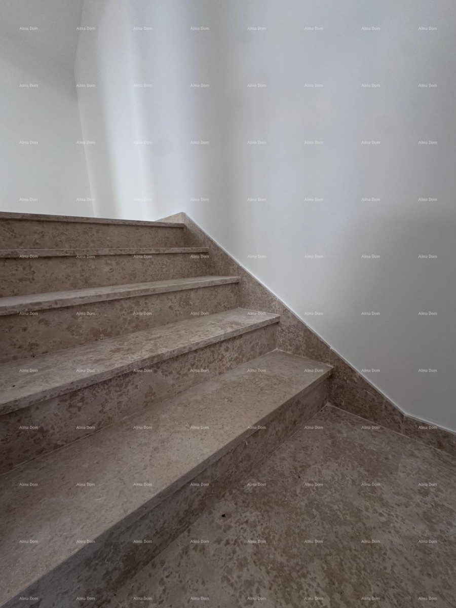 Prodaja stanova u izgradnji, Valbandon! Doetažni stan. Blizina plaža. 22