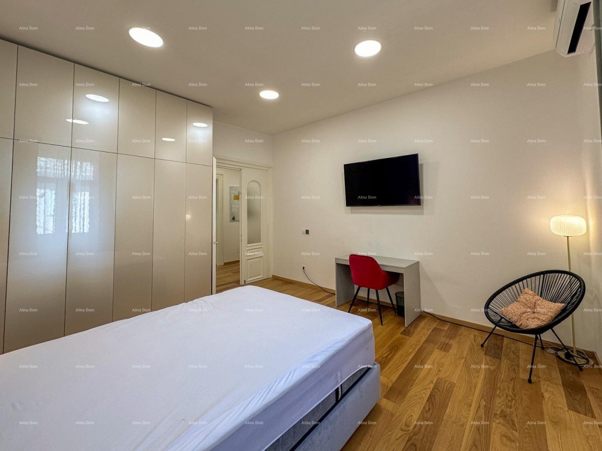 Bellissimo appartamento ristrutturato in pieno centro, sul mercato cittadino 14