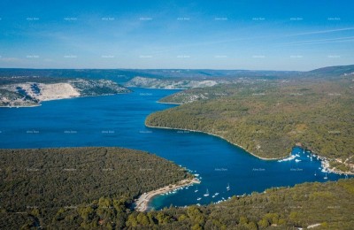 Барбан — Земельный участок под застройку + большой сельскохозяйственный участок с видом на море