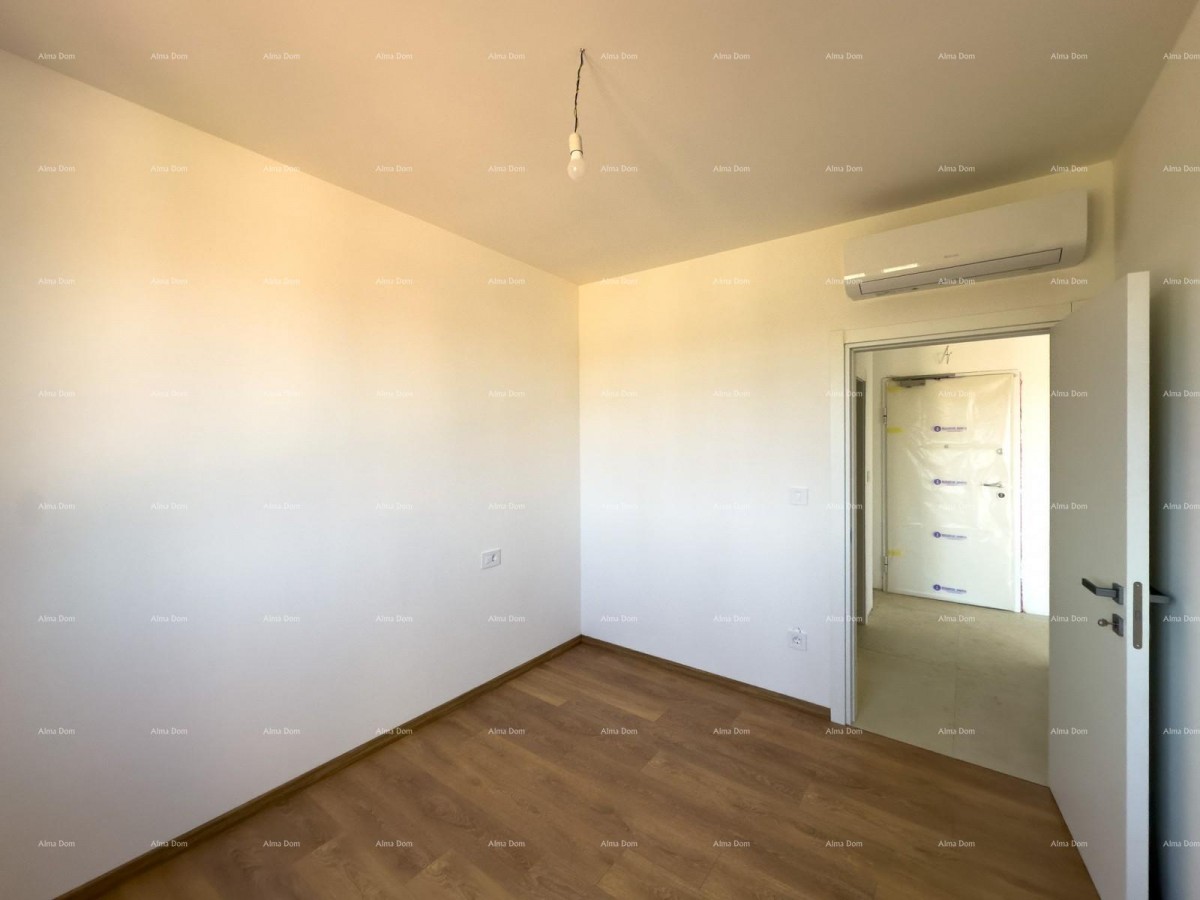 Мы продаем квартиру с большим садом в Барбане. 11