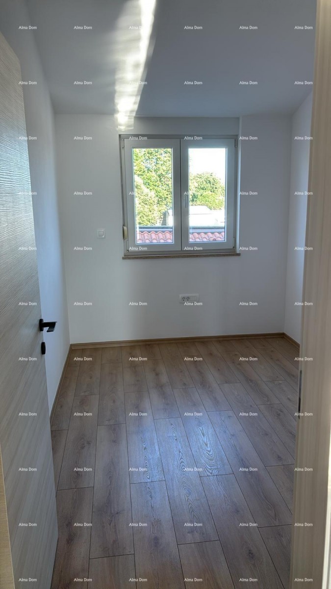 ŠIŠAN, house with two residential units, 195 m2 9