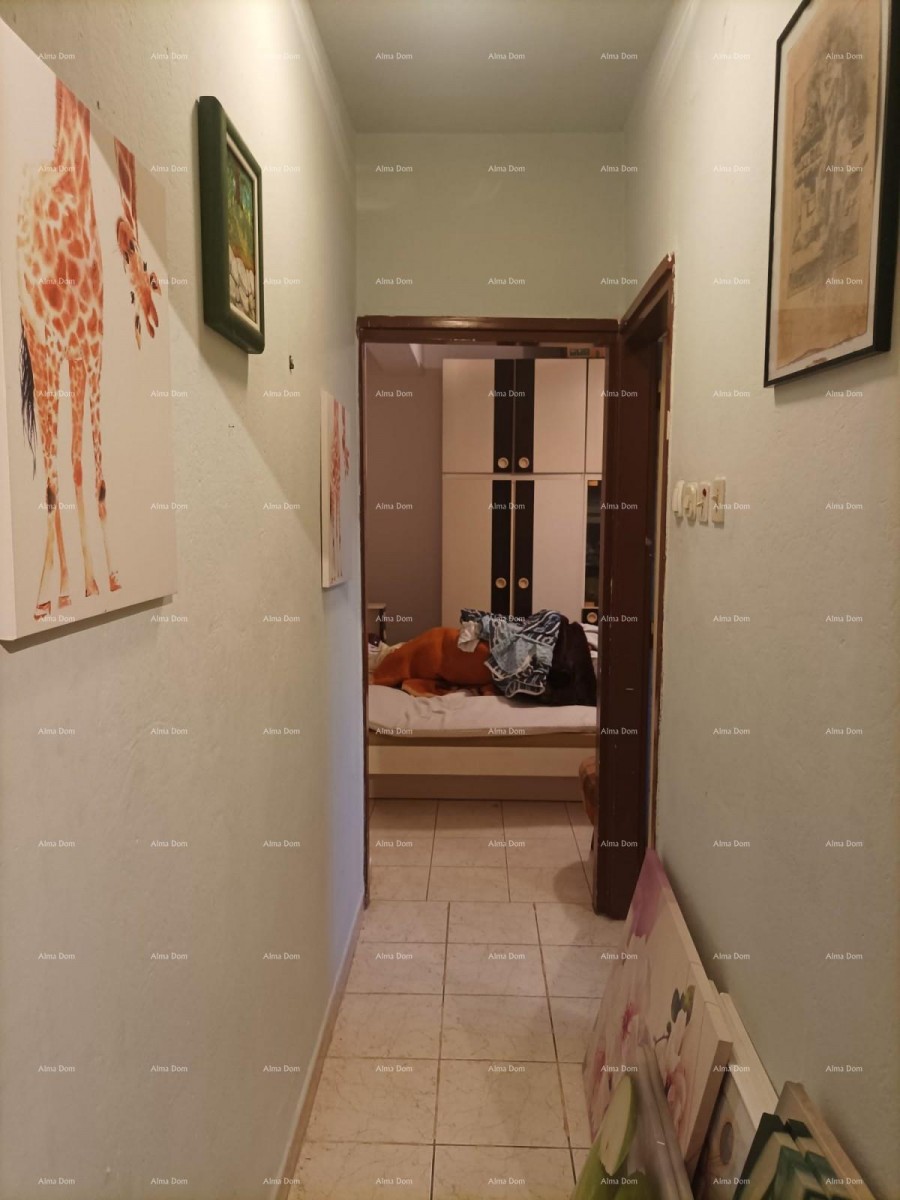 Vendiamo un appartamento a Umago vicino al mare. 12