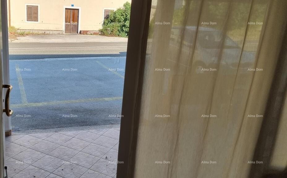Buje Kaštel 5