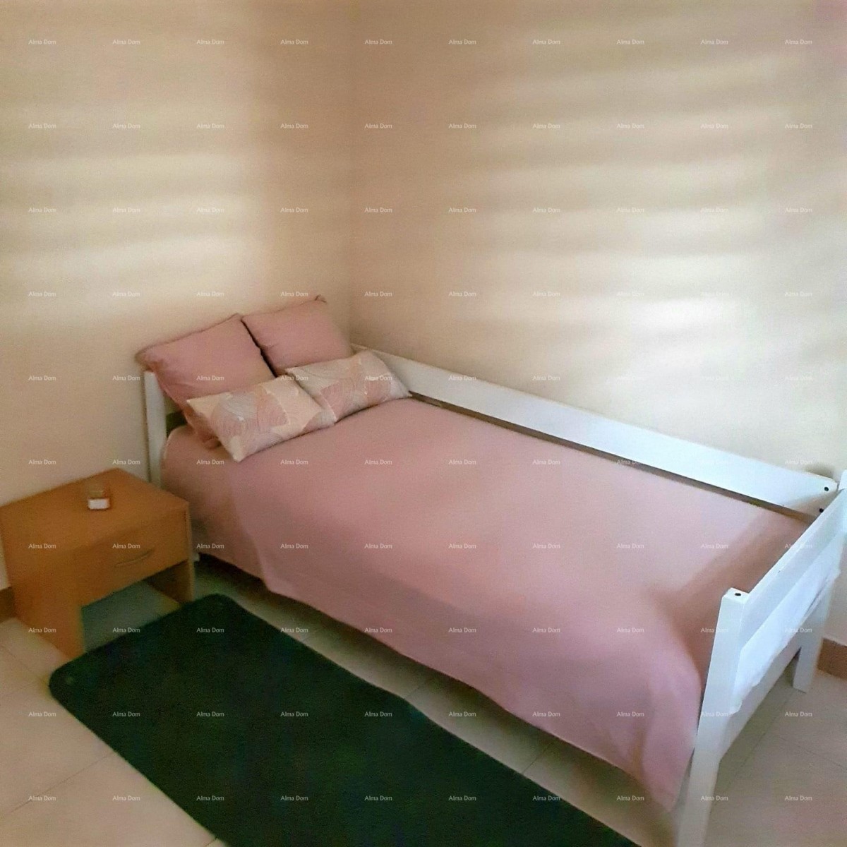Prodaje se samostojeća kuća, Marčana 16